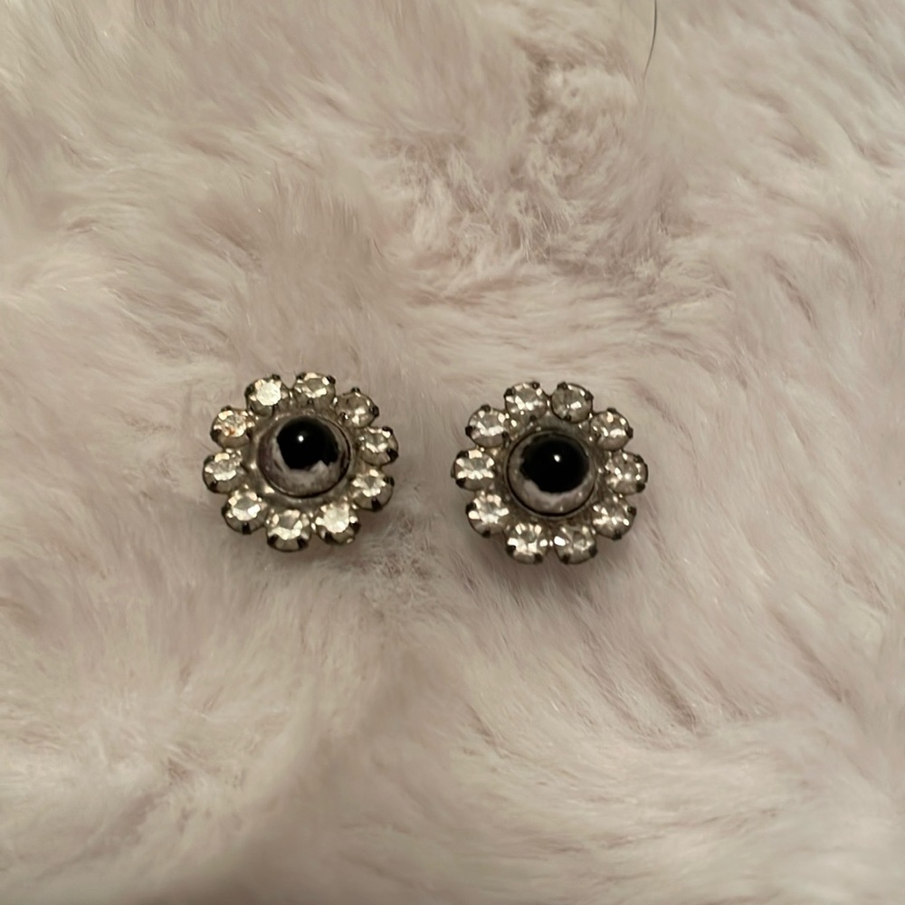 A pair of vintage flower rhinestone & bead pierced earrings